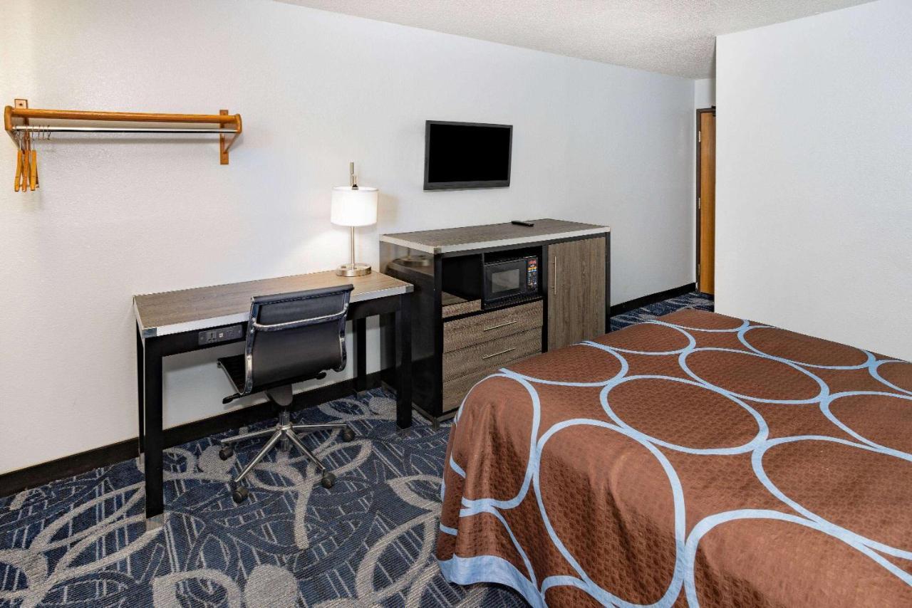 Super 8 By Wyndham Johnstown/Gloversville Exteriér fotografie