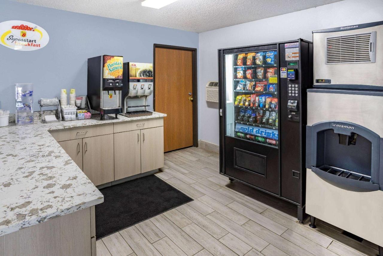 Super 8 By Wyndham Johnstown/Gloversville Exteriér fotografie